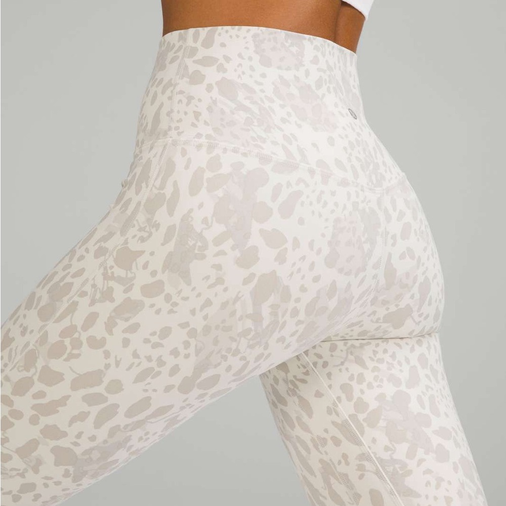 Lululemon Cheetah Antique White Align Leggings 25 inch size 4